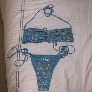 Frankies Bikinis | Top: S | Bottom: XS